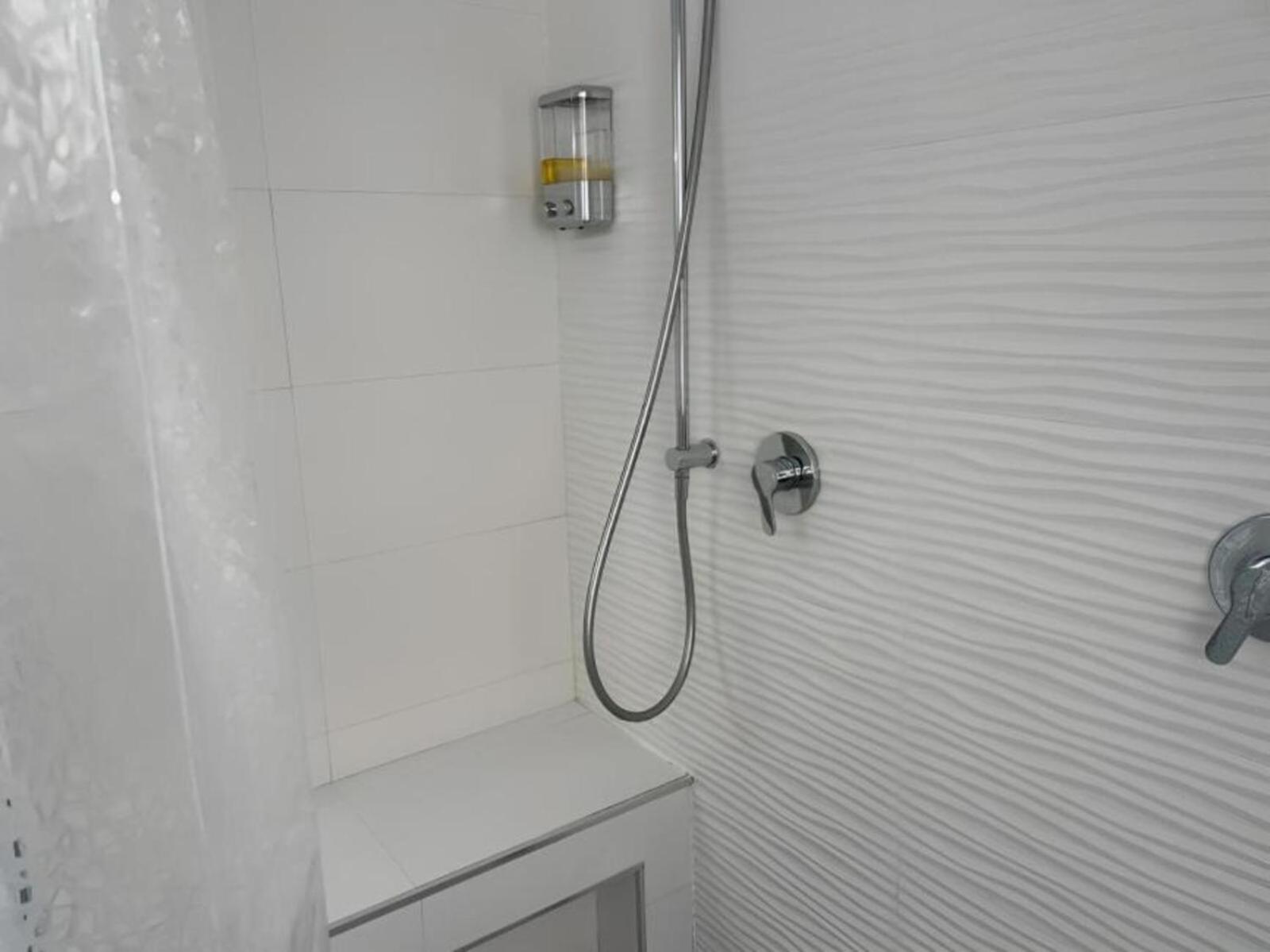 C5 Apartamento Lujo, Zona Exclusiva De Chamartin Madrid Bagian luar foto